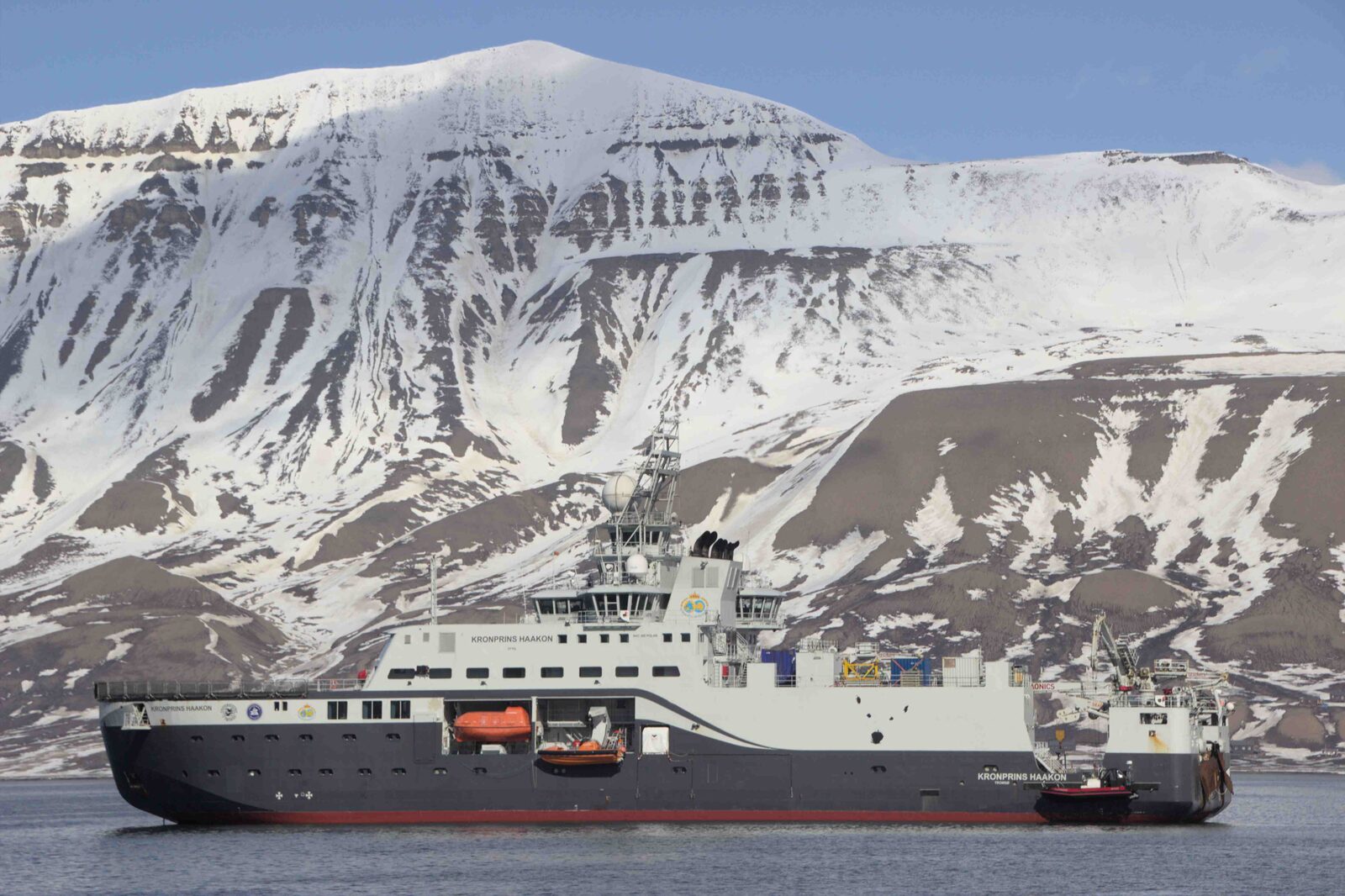 RV Kronprins Haakon